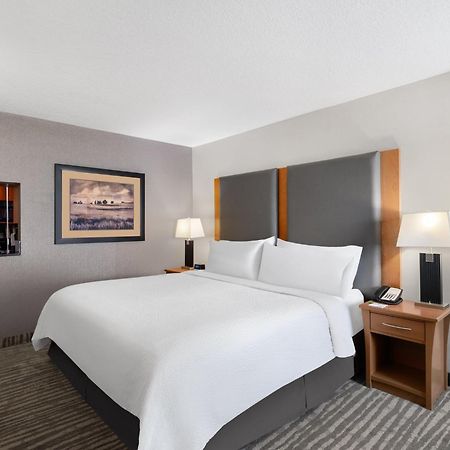 Holiday Inn Calgary Airport By Ihg Exteriér fotografie