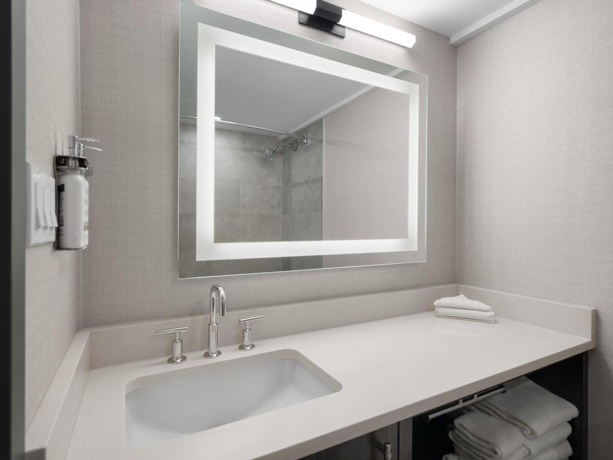 Holiday Inn Calgary Airport By Ihg Exteriér fotografie