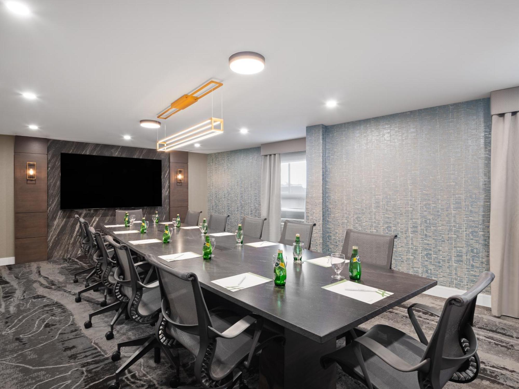 Holiday Inn Calgary Airport By Ihg Exteriér fotografie